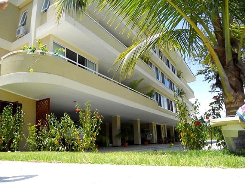 Condo steps away from the Carrillo beach