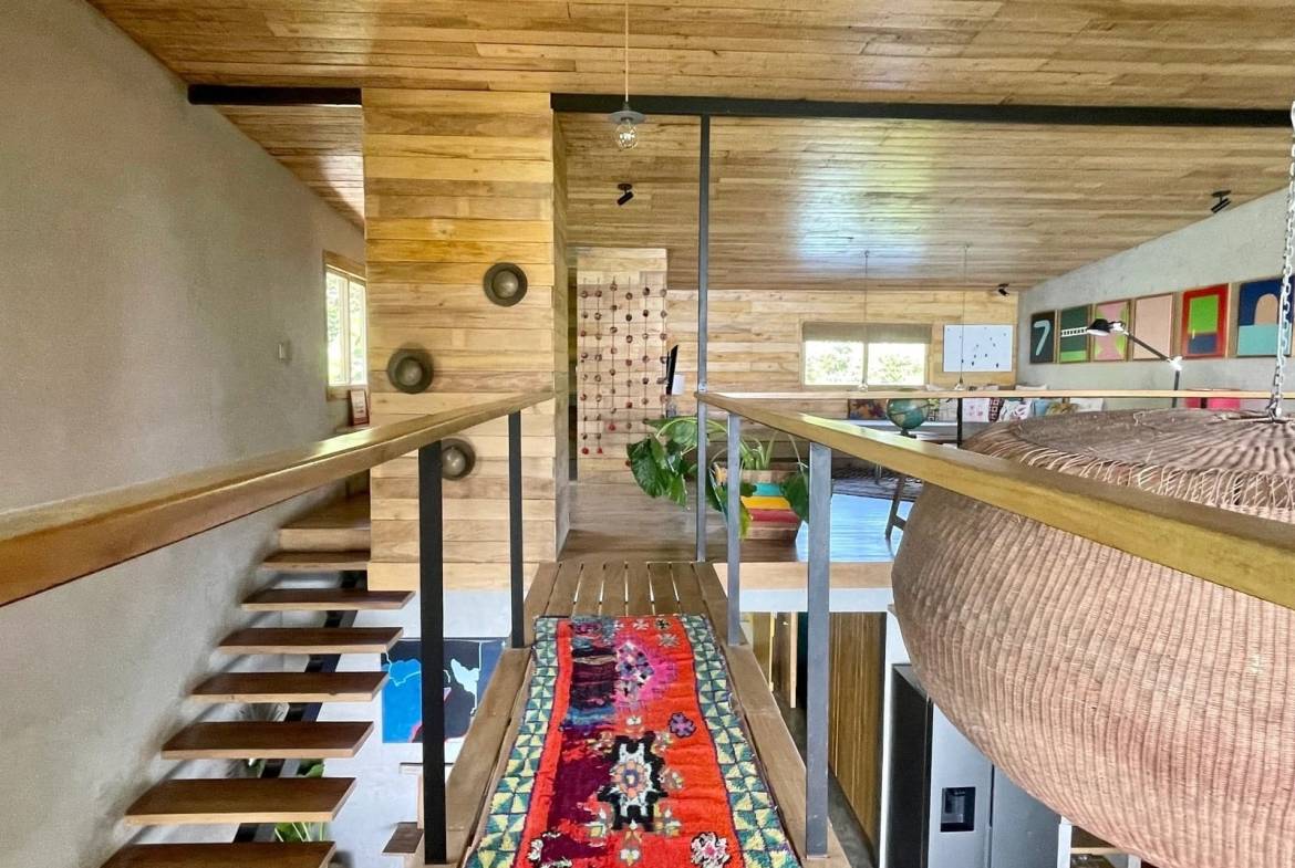 Luxury Estate in Santa Teresa