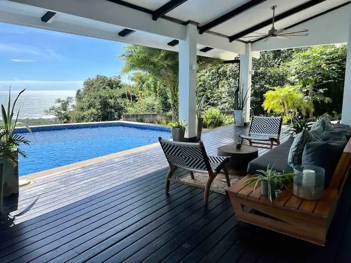 Luxury Hotel in Malpais, Santa Teresa