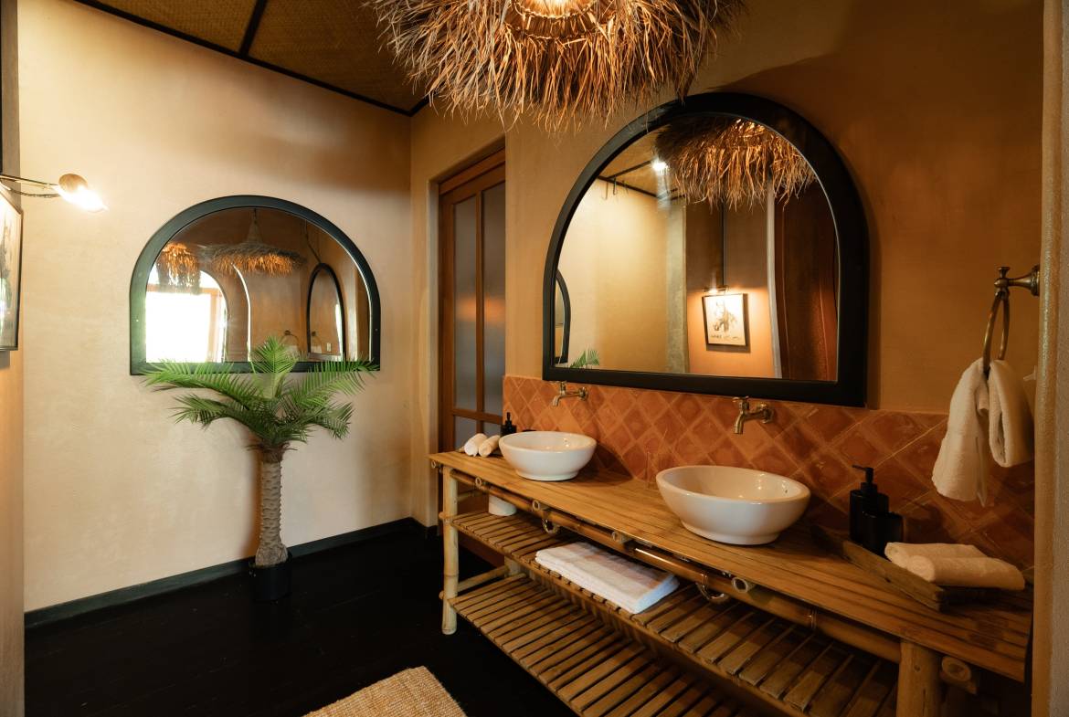 Luxury income producing apartments in Santa Teresa