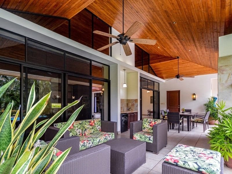 Luxury estate in Playa Carrillo