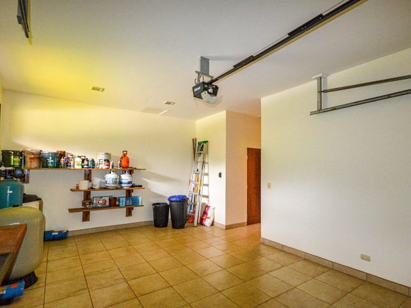 Luxury estate in Playa Carrillo