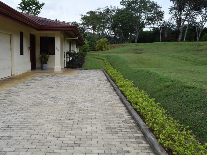 Luxury estate in Playa Carrillo