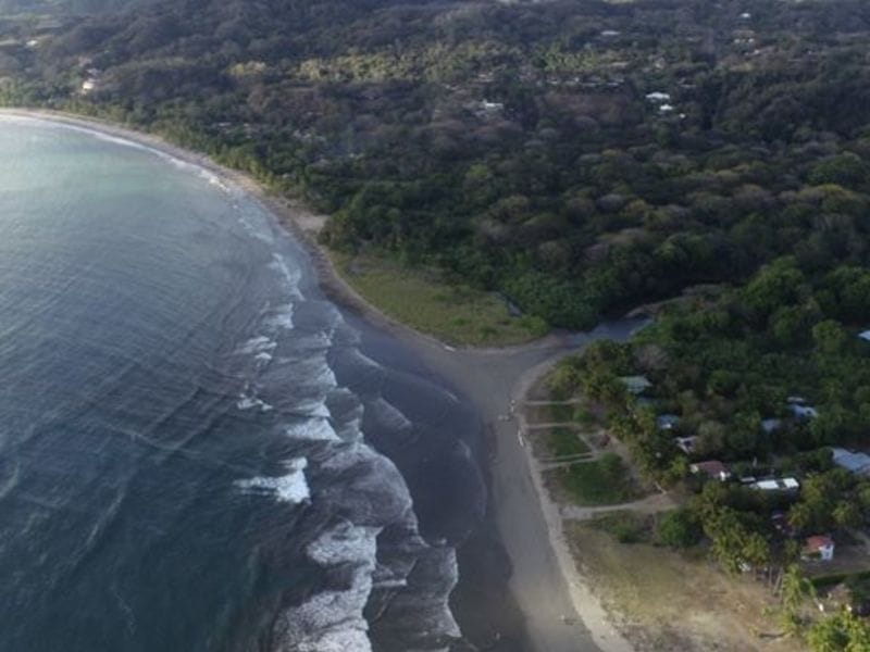 Beachfront lot for sale in Samara