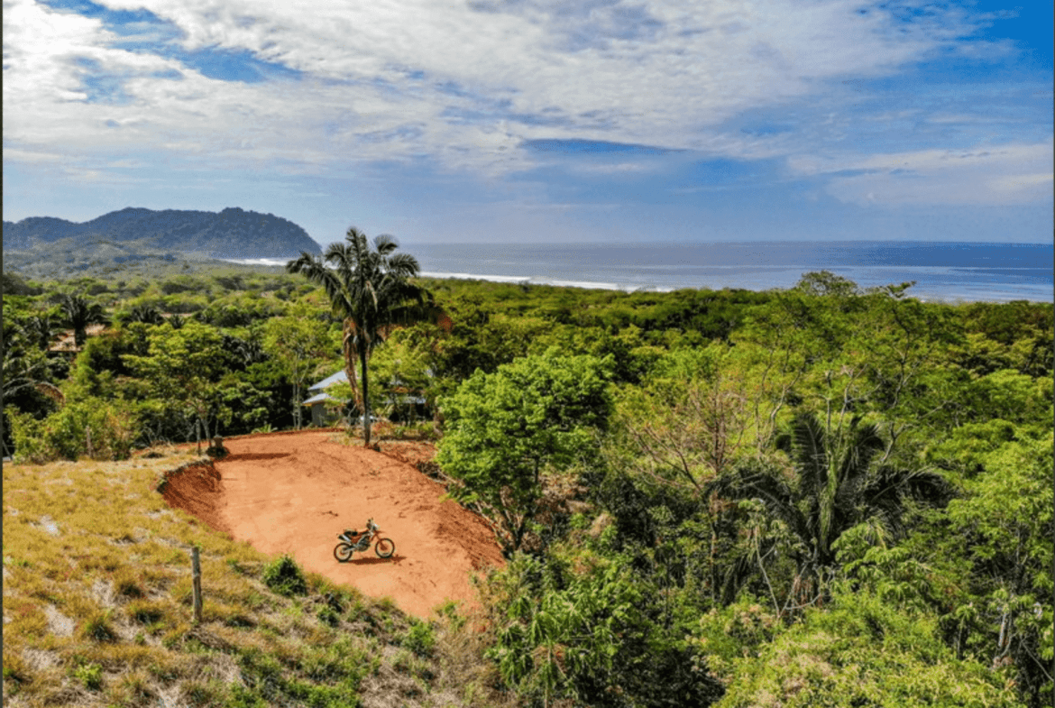 Development opportunities in Playa Carrillo