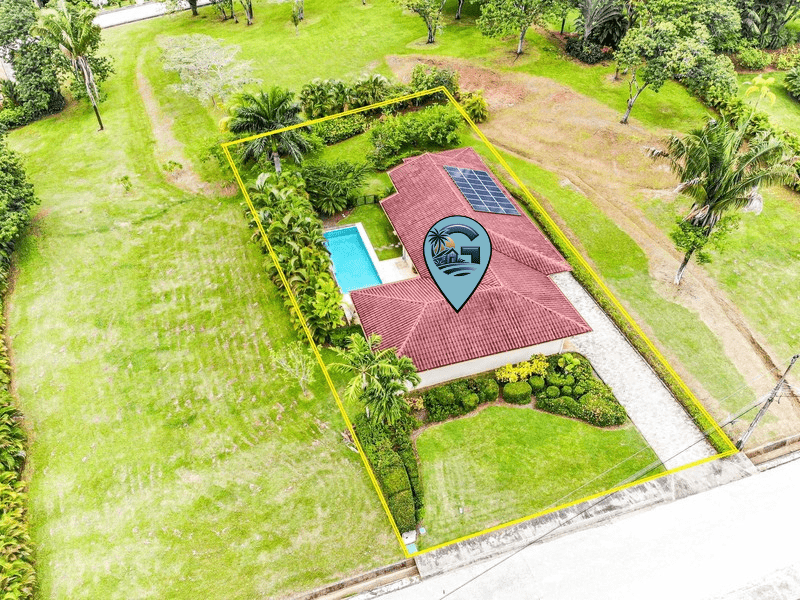 Luxury estate in Playa Carrillo