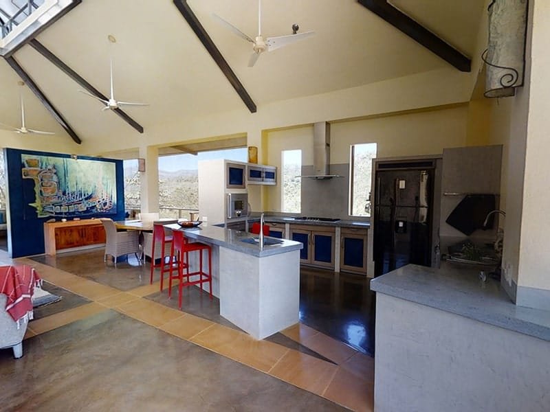 Luxury estate in Playa Carrillo