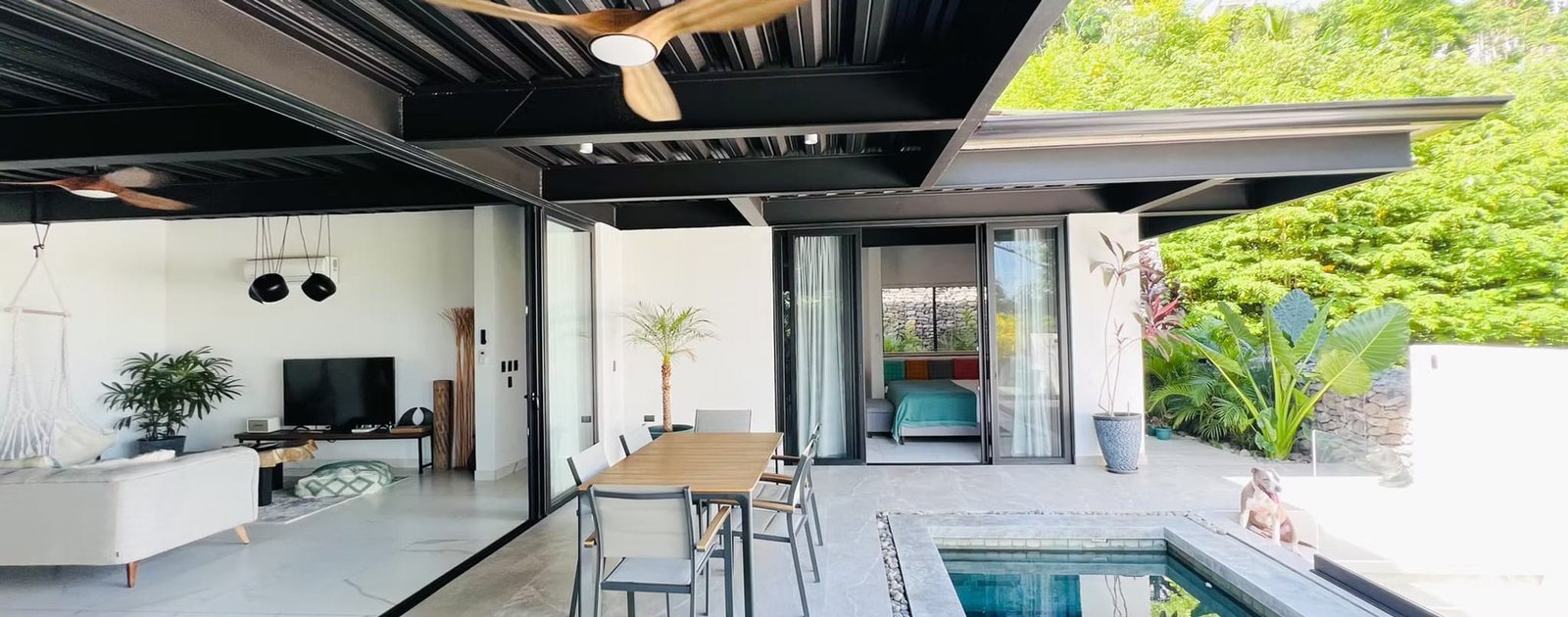 Income producing opportunity in the heart of Santa Teresa