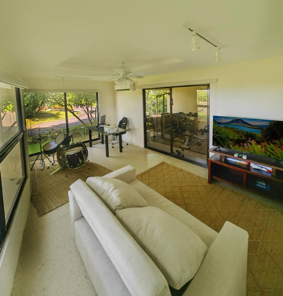 Luxury mansion in Playa Del Coco