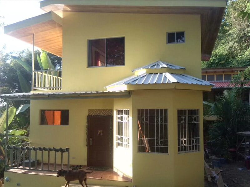 Multi Unit property in the center of Santa Teresa