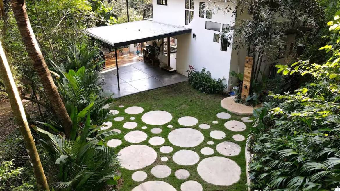 Income producing property in Santa Teresa