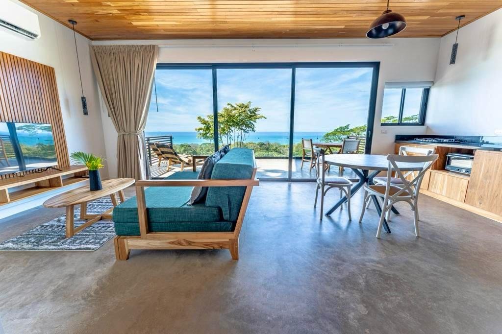 Income producing ocean view property in Santa Teresa