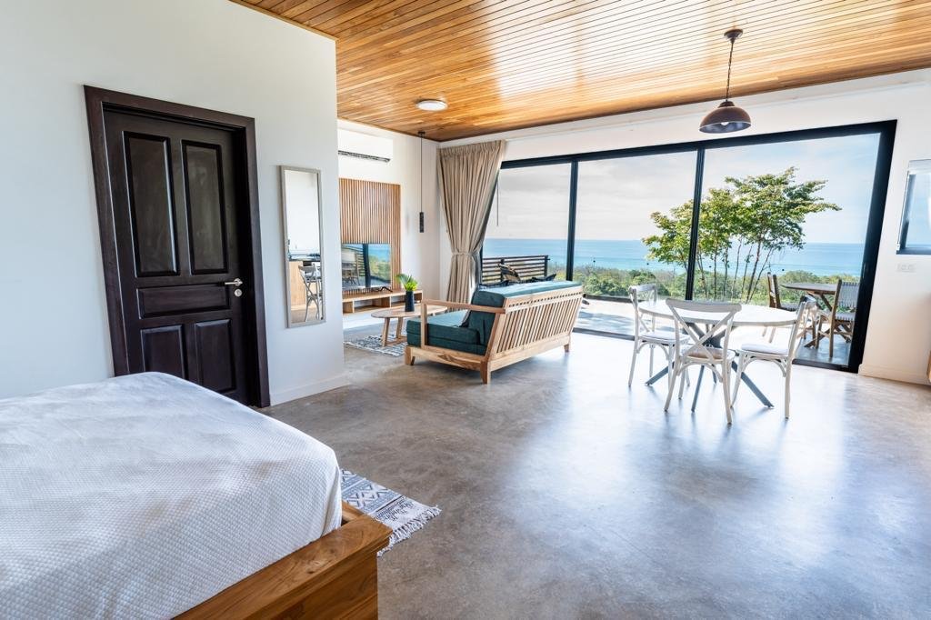 Income producing ocean view property in Santa Teresa