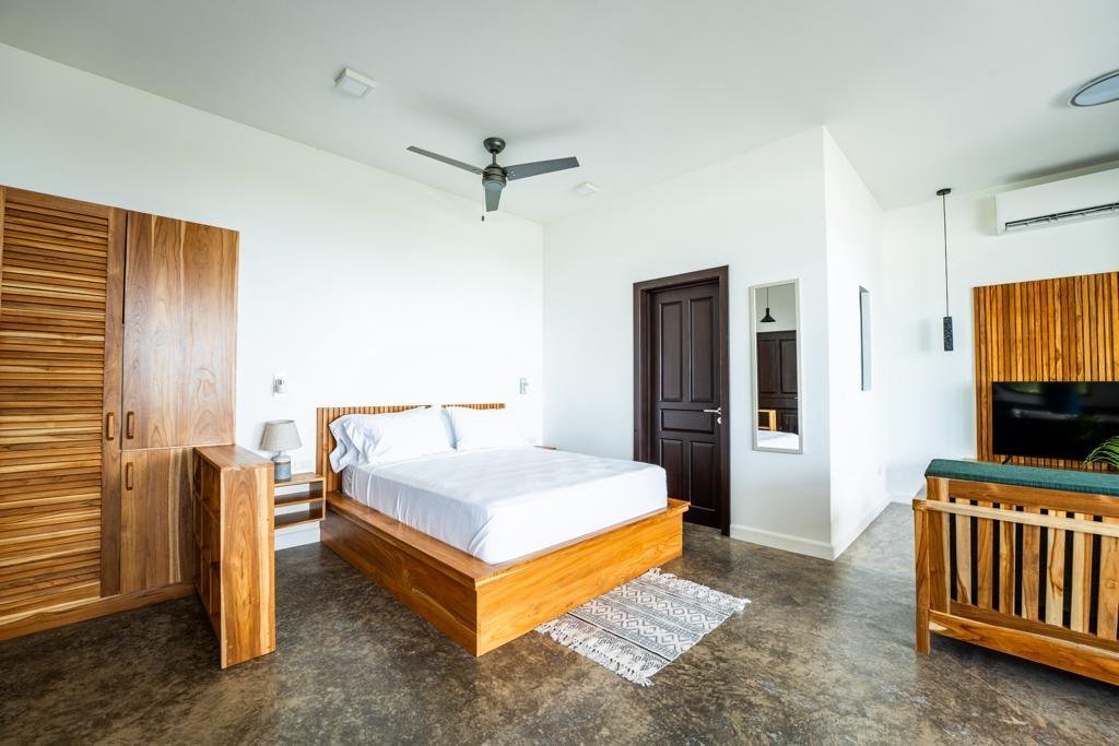 Ocean View property in Santa Teresa