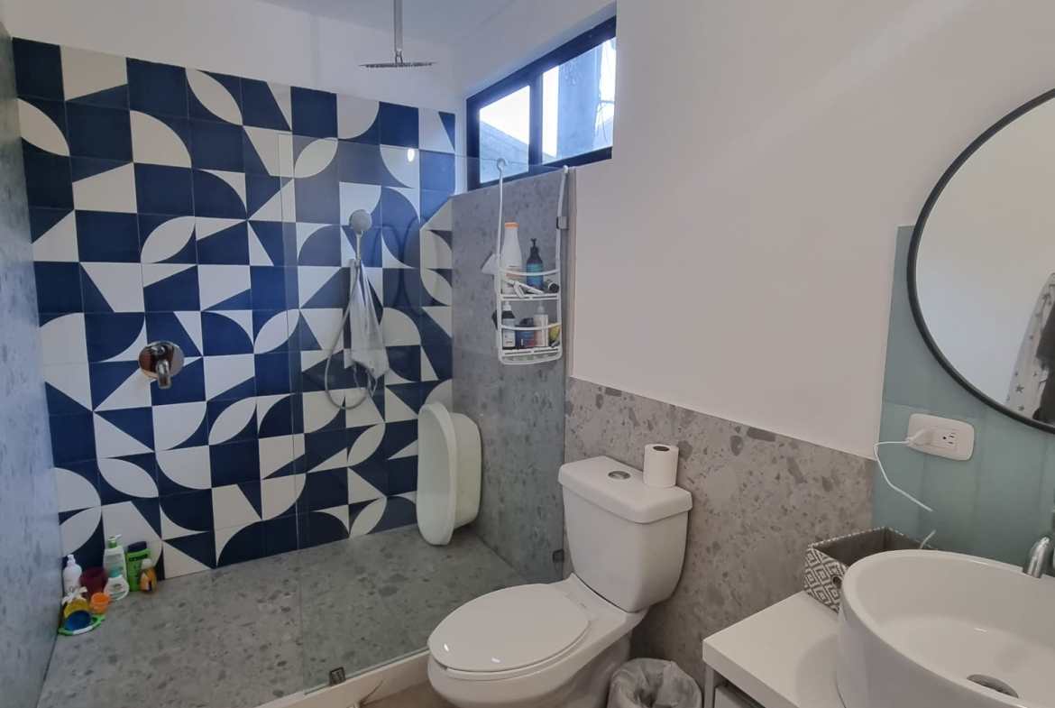 Condo steps away from the beach in Santa Teresa