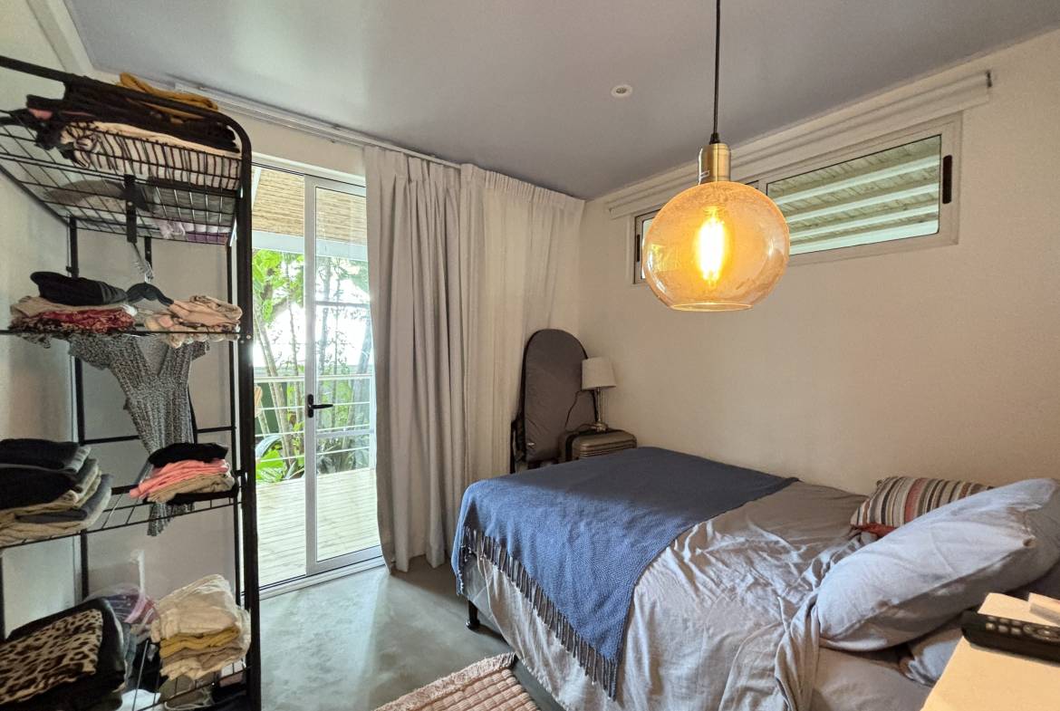 Home in Malpais Steps from the Beach