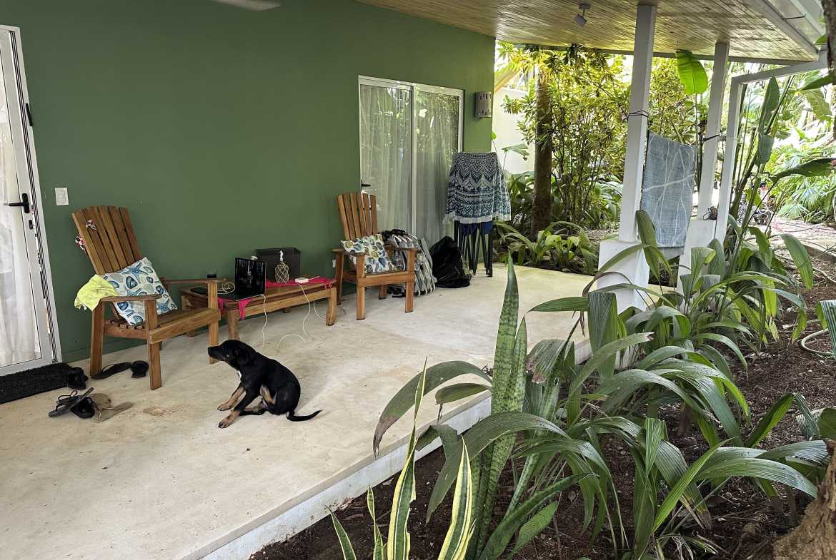 2 bedroom home in Malpais walk from the beach