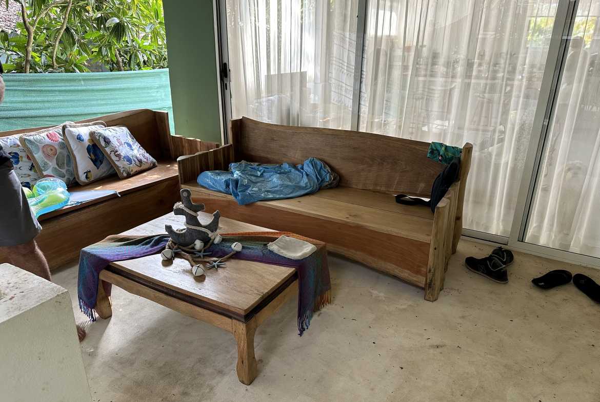 2 bedroom home in Malpais walk from the beach