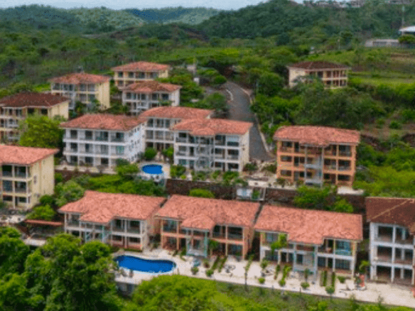 New Condo in Playa Del Coco