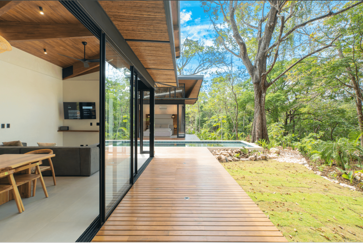 Luxurious Ocean View Villa in Santa Teresa