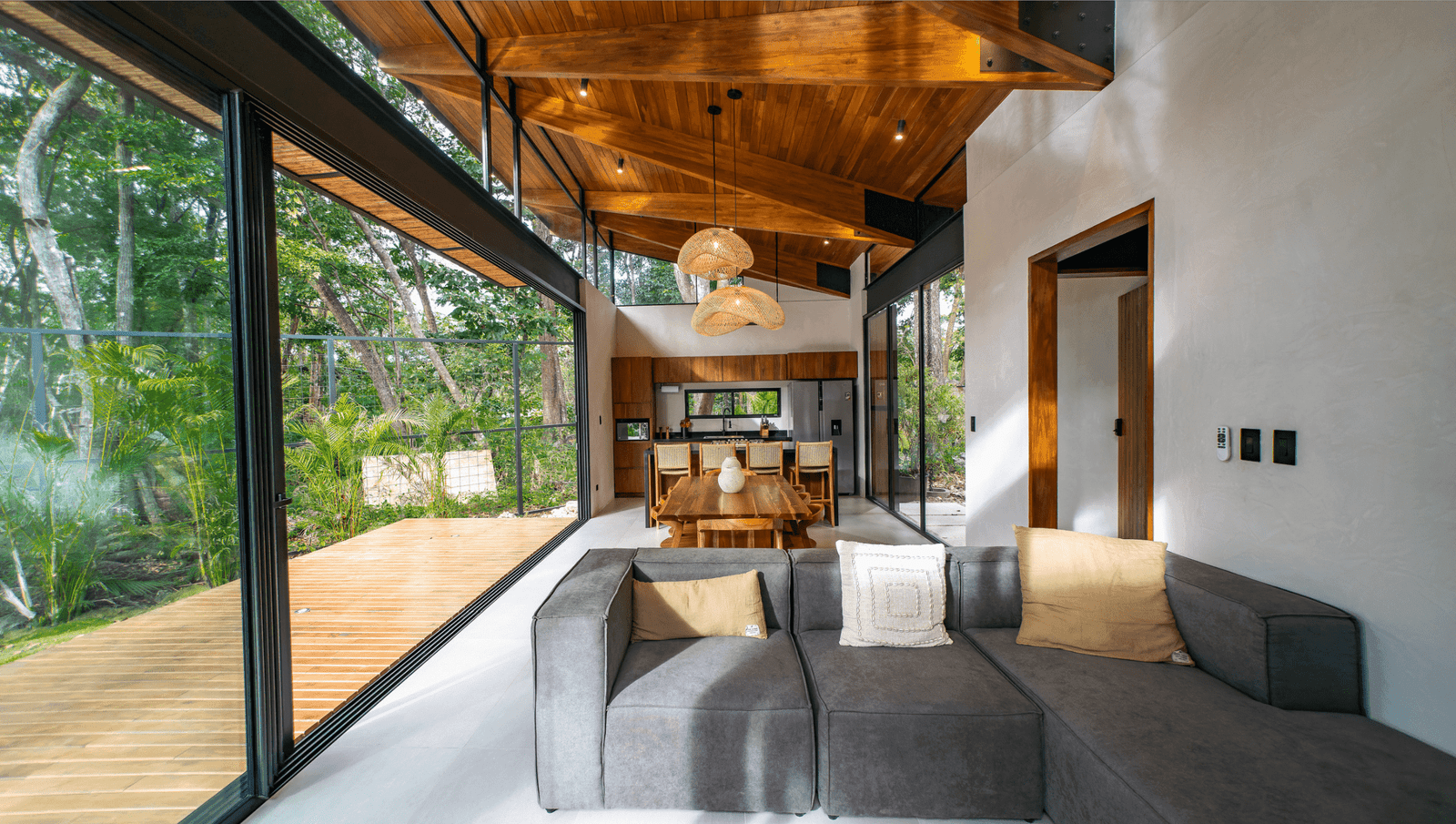 Luxurious Ocean View Villa in Santa Teresa