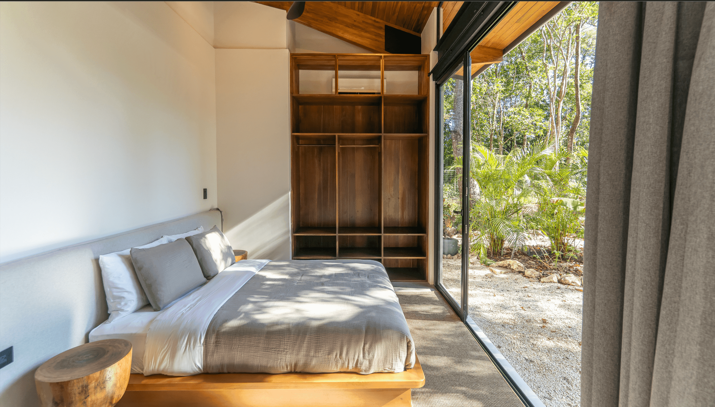 Luxurious Ocean View Villa in Santa Teresa