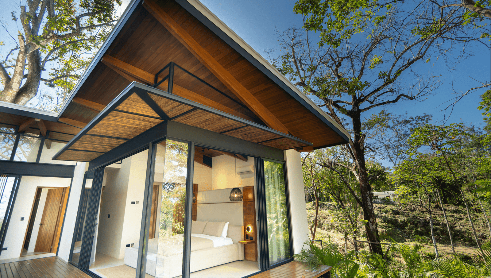 Luxurious Ocean View Villa in Santa Teresa