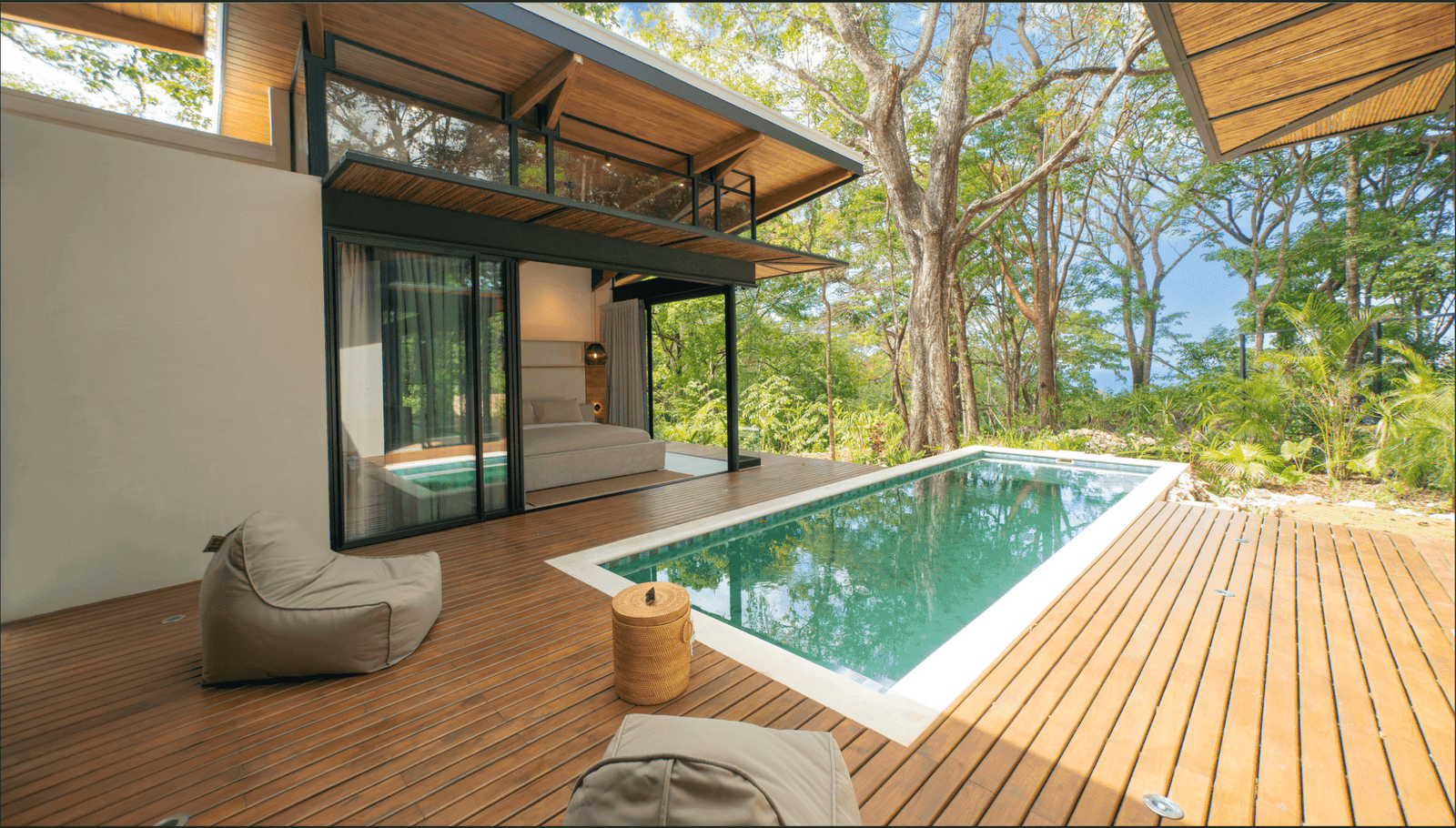 Luxurious Ocean View Villa in Santa Teresa