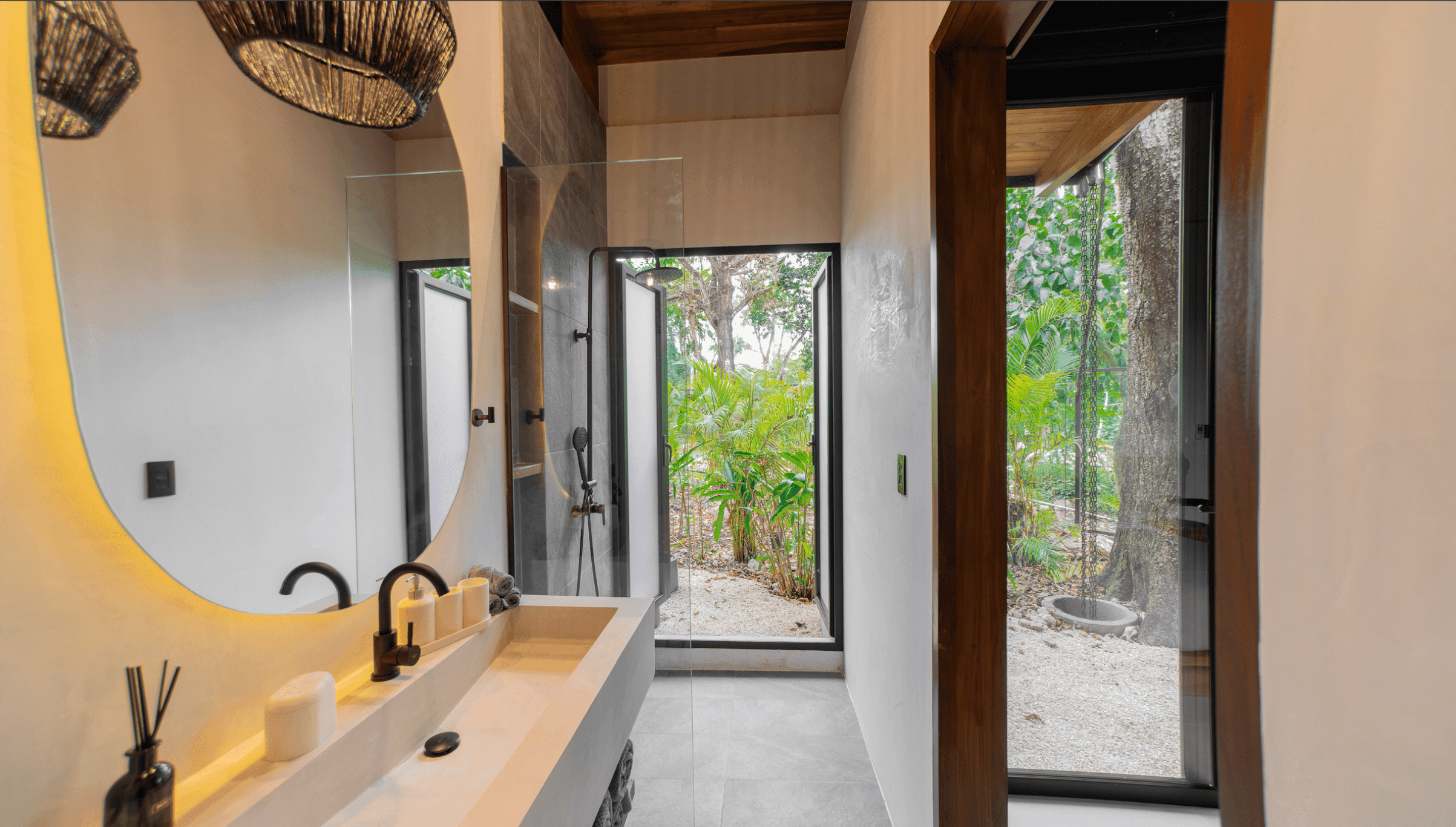 Luxurious Ocean View Villa in Santa Teresa