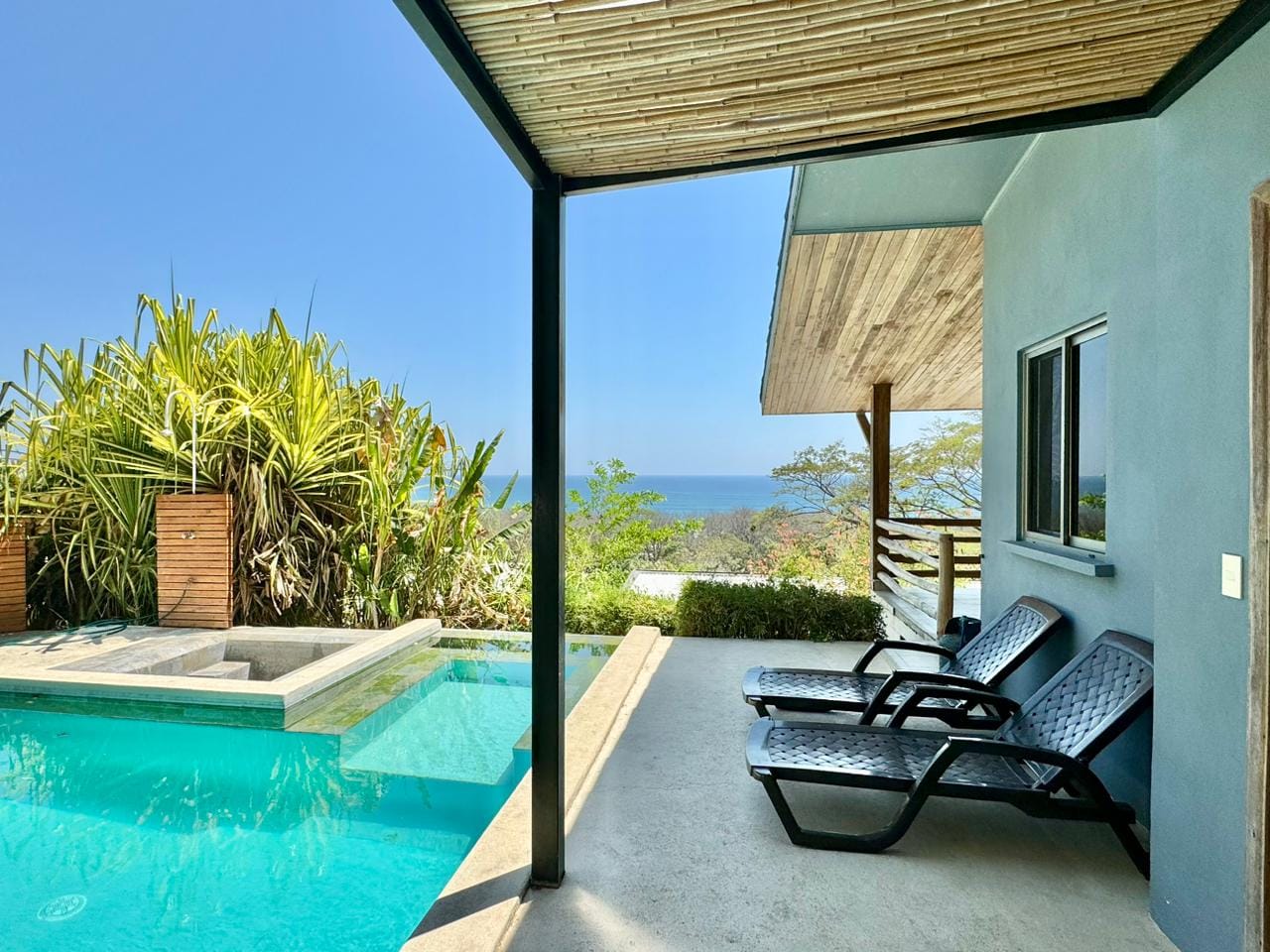 Oceanview 3-Bedroom Villa in Santa Teresa