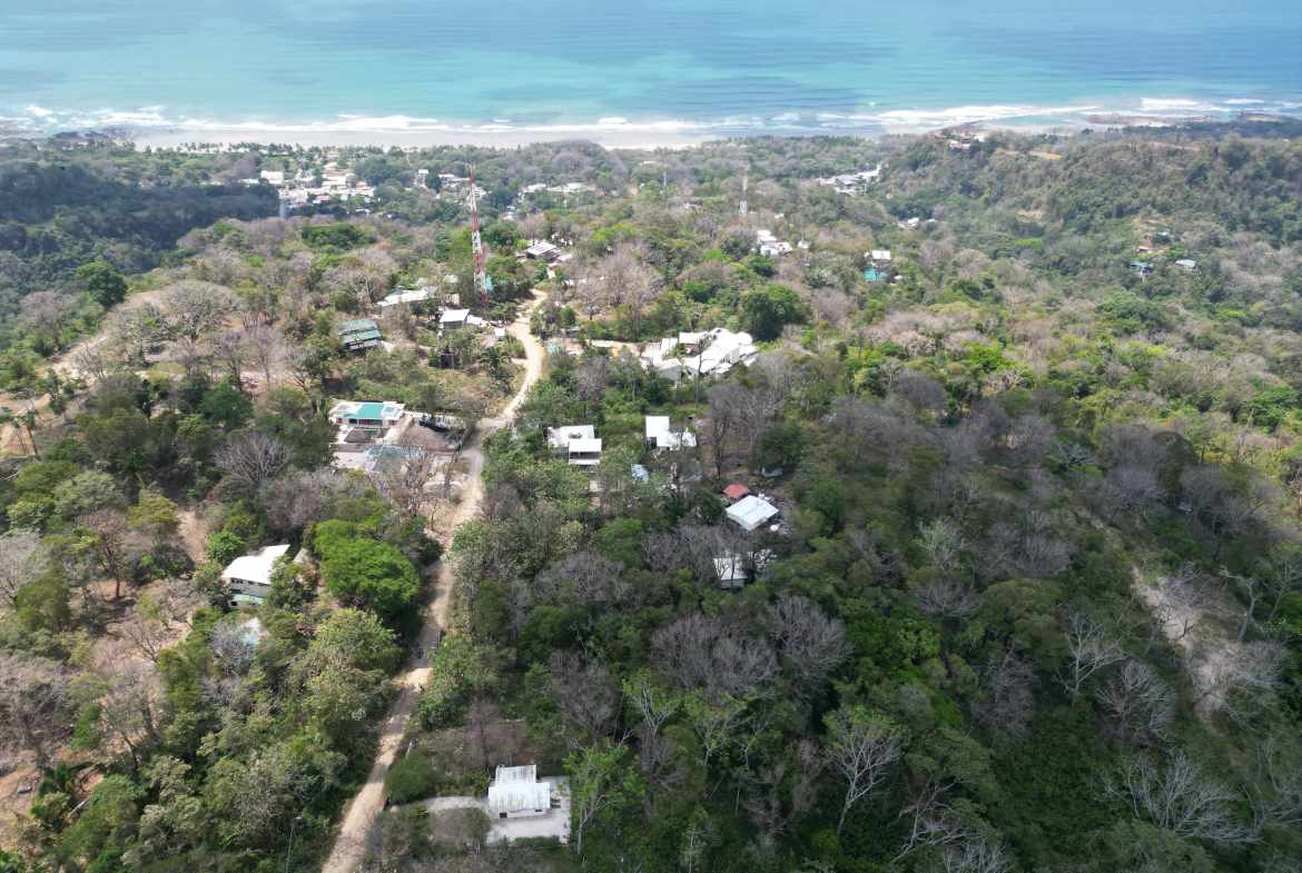 Spacious Titled Lot in Santa Teresa