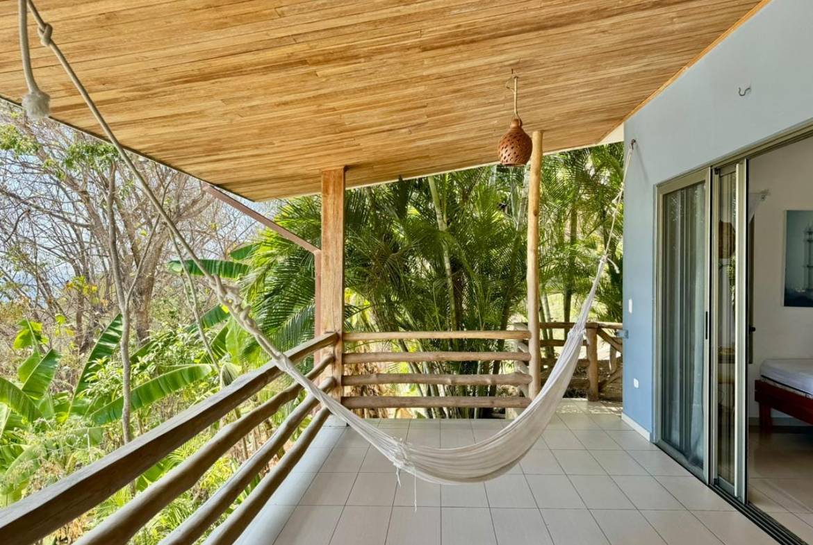 Oceanview 3-Bedroom Villa in Santa Teresa