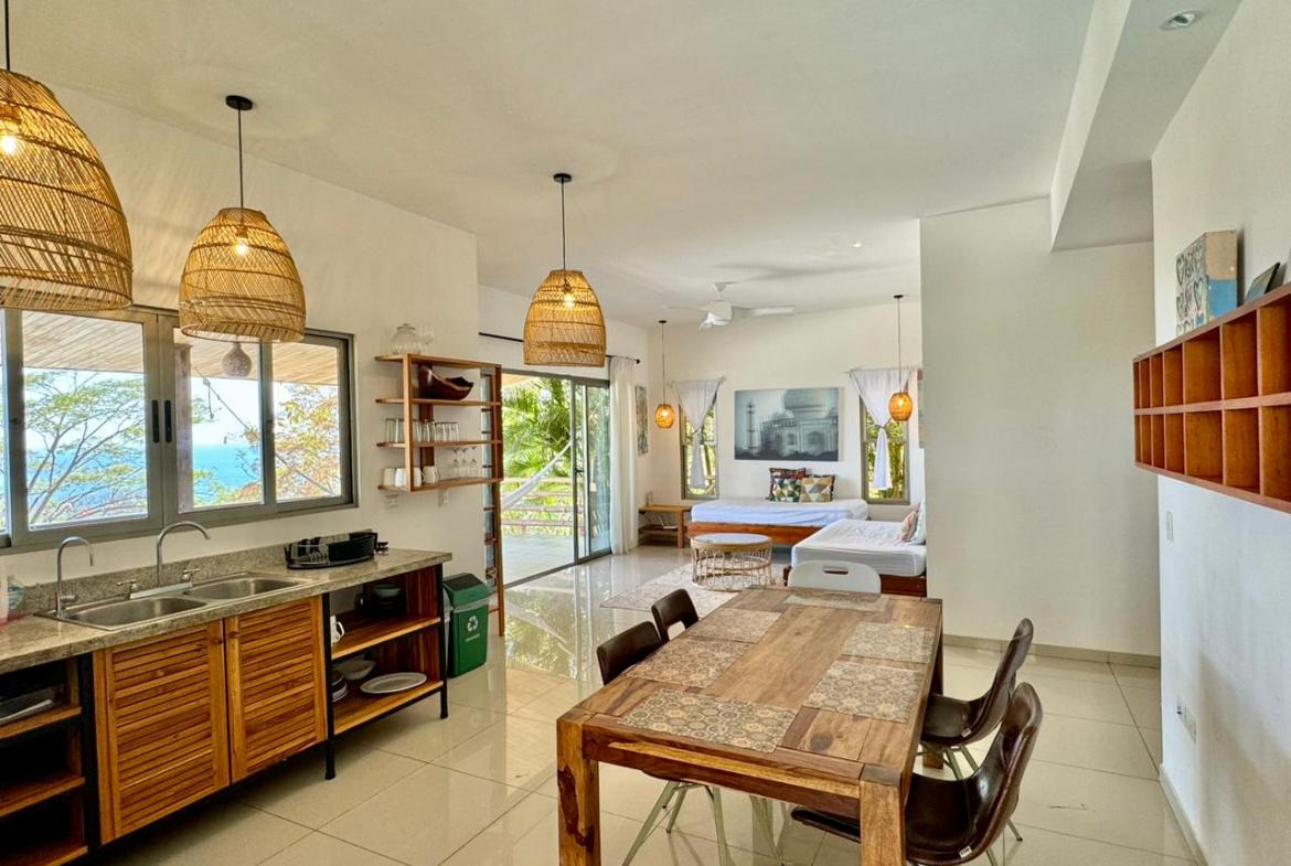 Oceanview 3-Bedroom Villa in Santa Teresa