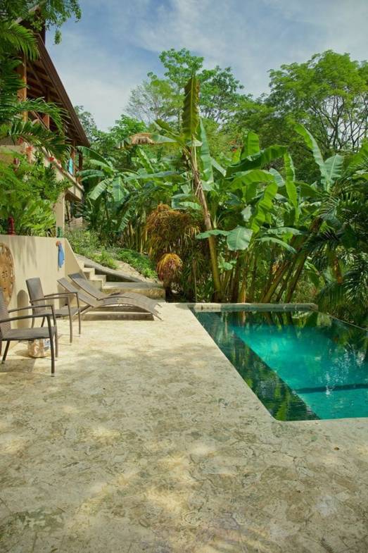 Income producing property in Malpais