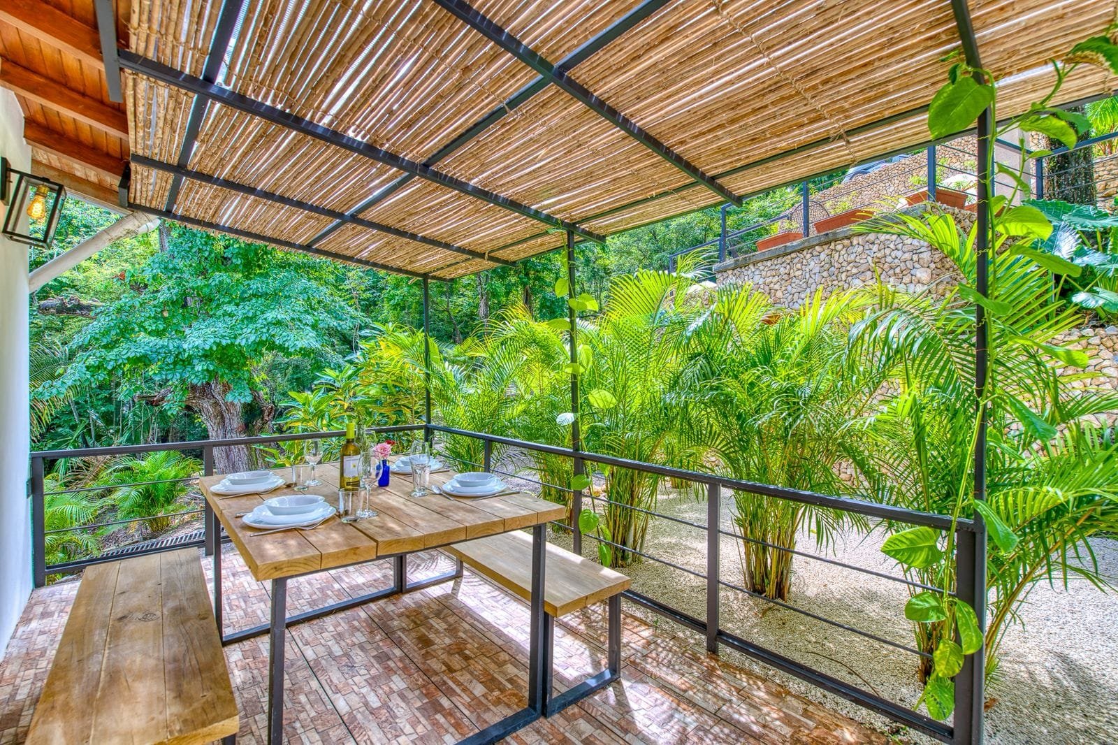 Turn-Key Boutique Hotel for Sale in Malpais