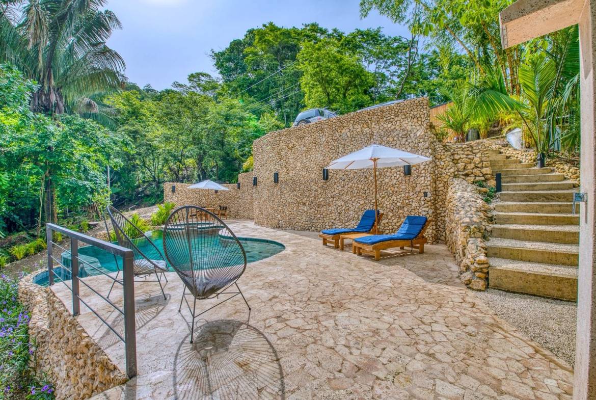 Turn-Key Boutique Hotel for Sale in Malpais