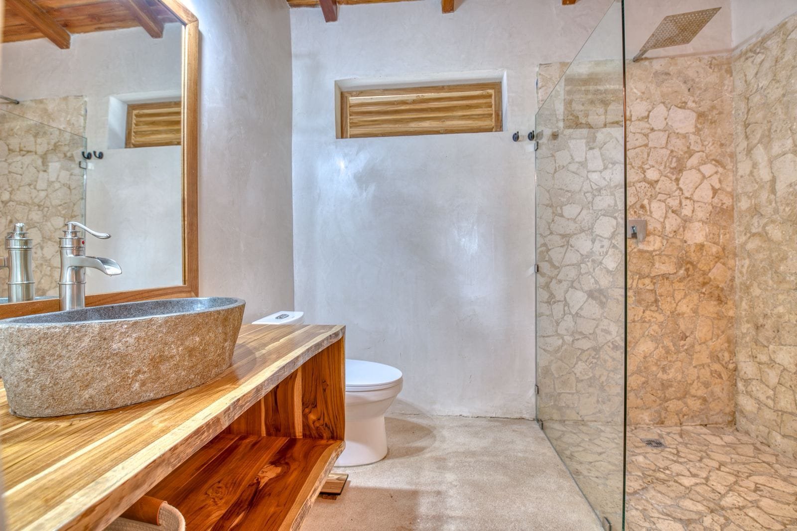 Turn-Key Boutique Hotel for Sale in Malpais