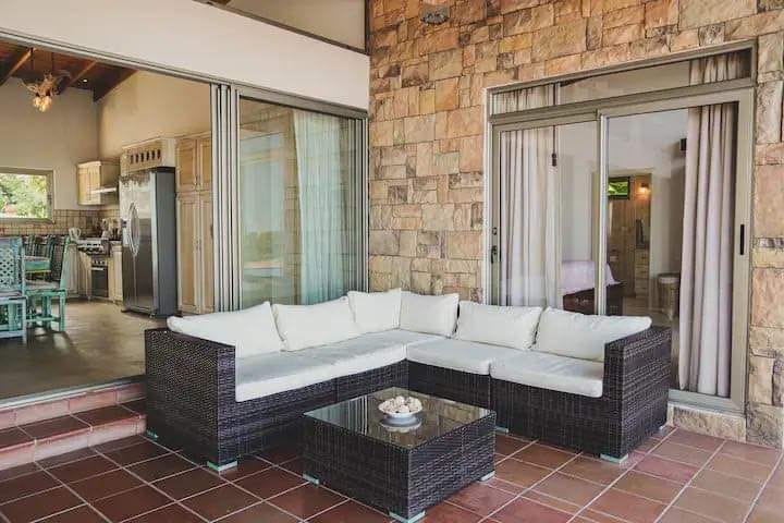 Ocean View Luxury Villa in Santa Teresa