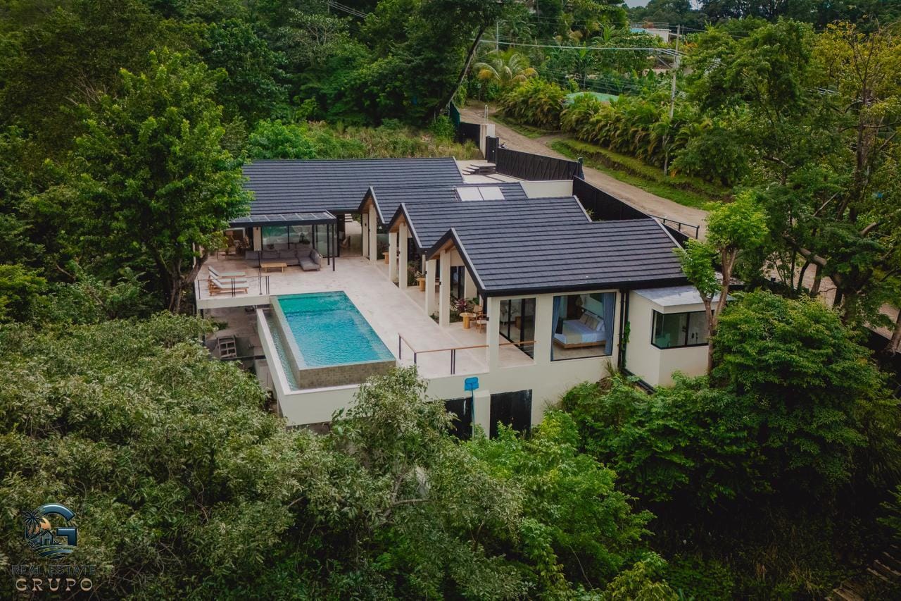 Manuel Antonio vacation rental investment property