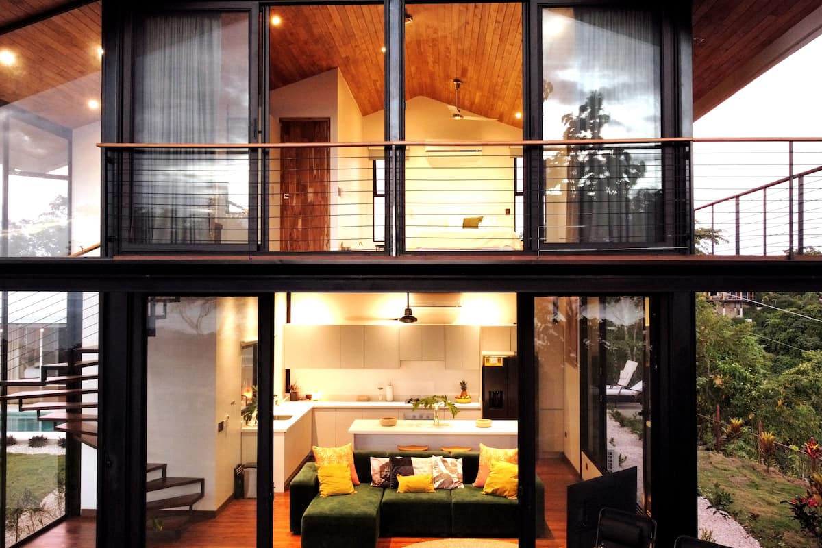 aac0318b-3e08-42e4-8548-c7bd60514ae8-min