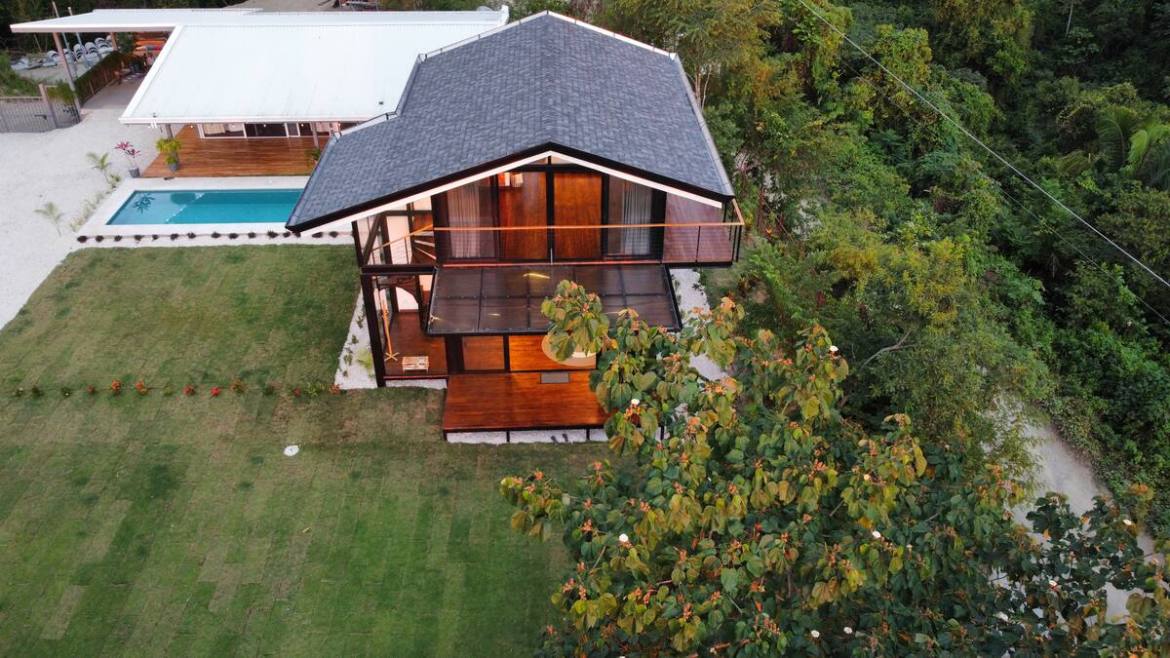 d9cb7efe-f25c-4a72-af0f-c9c524a7d24c-min